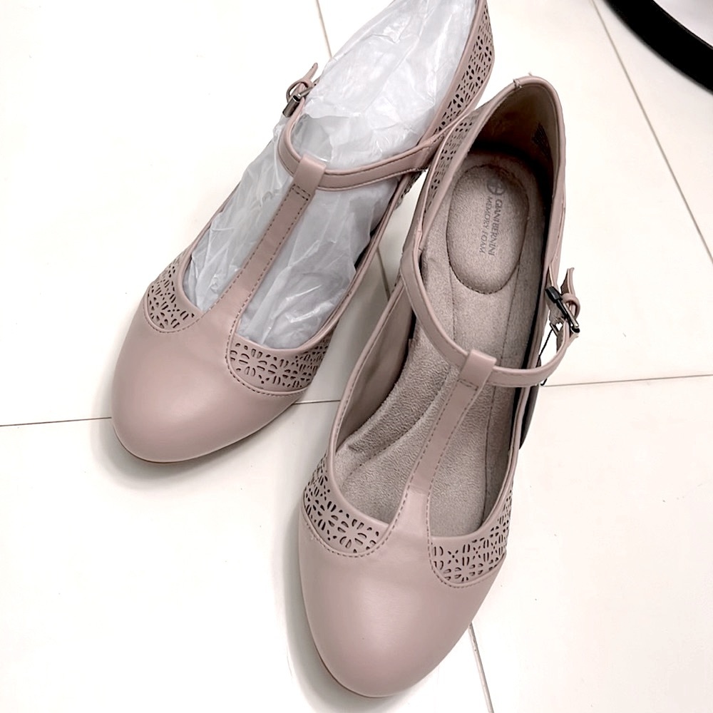 NWT Giani Bernini Women shoes size 9W new